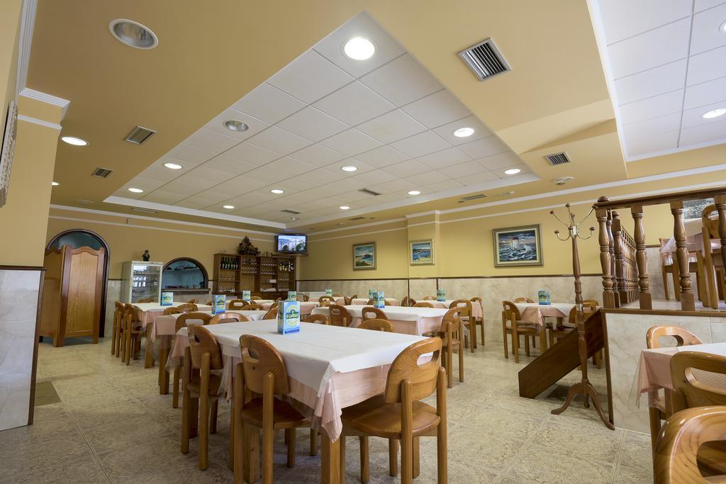 Hostal O Camouco Portonovo Luaran gambar