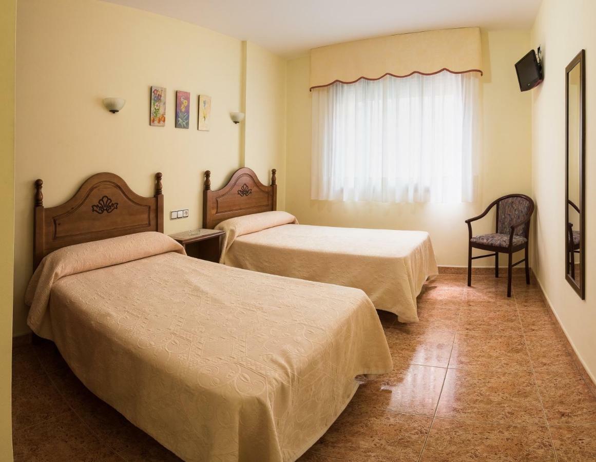 Hostal O Camouco Portonovo Luaran gambar